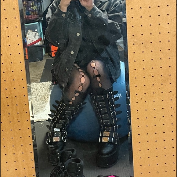 yo! - Picture 3 of 5